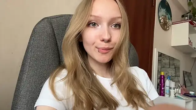 BivalentFalloff online show from July 18, 2026, 5:16 am