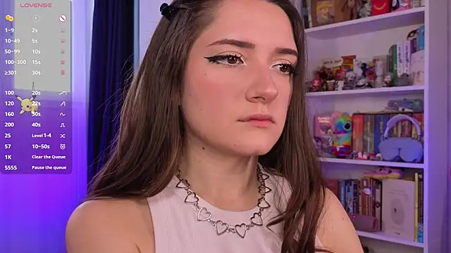 RochelleGoil online show from July 22, 2026, 2:46 am