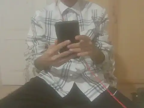 Rhast211 online show from June 18, 2026, 1:37 am
