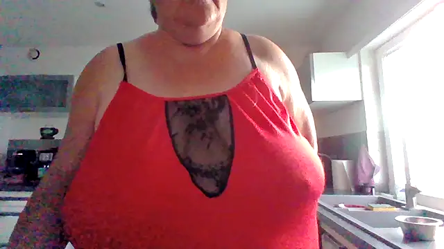 Snapshot of coquinesensuel chatting on July 2, 2026, 7:31 pm coquinesensuel online show from July 2, 2026, 7:31 pm