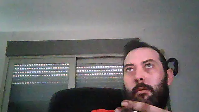 Snapshot of SirFrankonde chatting on June 24, 2026, 10:25 am SirFrankonde online show from June 24, 2026, 10:25 am