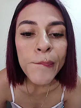 Sweetpandora111 online show from July 31, 2026, 1:32 pm