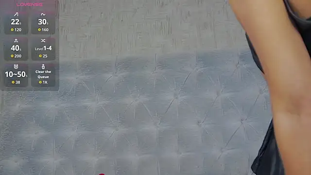 LexxyBloom online show from June 26, 2026, 2:12 pm