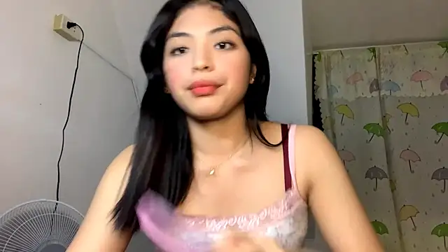 Hazelanne online show from July 12, 2026, 2:29 pm