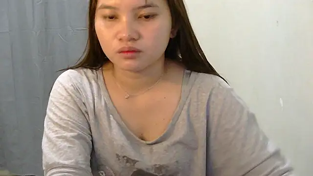 Fhwilloughbyxx online show from July 29, 2026, 5:12 pm