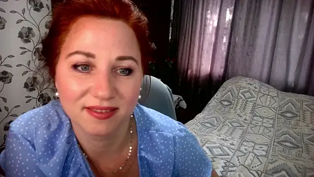 Snapshot of MirandaSummer2 chatting on July 16, 2026, 11:51 am MirandaSummer2 online show from July 16, 2026, 11:51 am