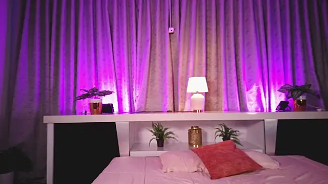 Alittlepieceofheaven online show from July 6, 2026, 12:34 pm
