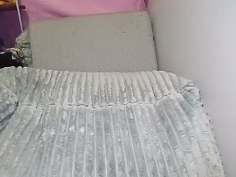 Boringbabe online show from July 31, 2026, 5:54 pm