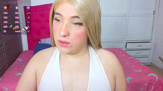 roxxy pink  online show from July 22, 2026, 2:02 am