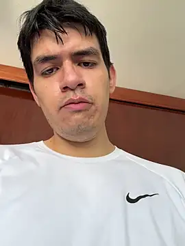 FernanHot69 online show from June 19, 2026, 8:03 pm