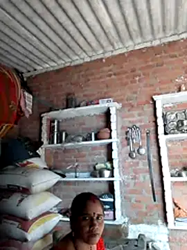 Snapshot of Hot_shiri chatting on August 3, 2026, 9:04 am Hot shiri online show from August 3, 2026, 9:04 am