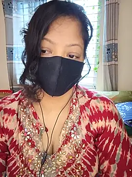 Snapshot of Cute_Ishita103 chatting on July 8, 2026, 8:37 am Cute Ishita103 online show from July 8, 2026, 8:37 am