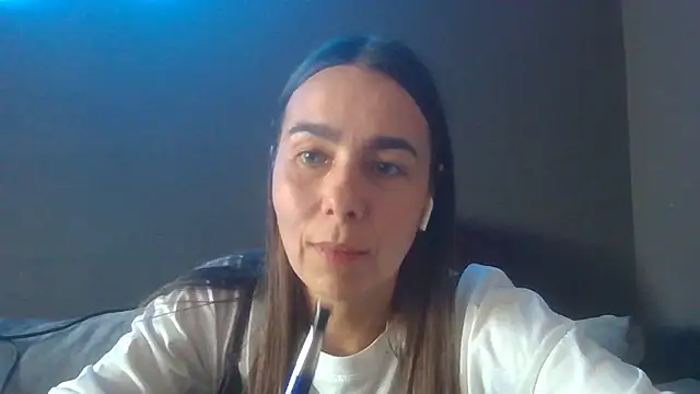 Snapshot of Vanelleda chatting on June 29, 2026, 12:49 pm Vanelleda online show from June 29, 2026, 12:49 pm