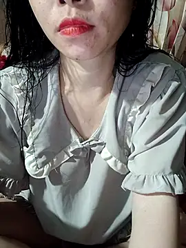 Snapshot of AvaRoyale chatting on July 17, 2026, 1:52 pm AvaRoyale online show from July 17, 2026, 1:52 pm