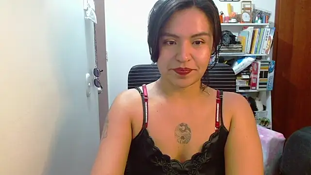 Snapshot of lilythdrake chatting on July 3, 2026, 2:51 am lilythdrake online show from July 3, 2026, 2:51 am