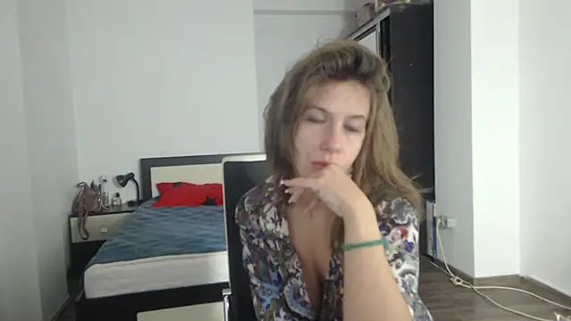 Snapshot of DedeSibel chatting on February 28, 2025, 10:41 am DedeSibel online show from February 28, 2025, 10:41 am