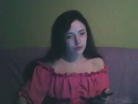 Corilyn online show from July 9, 2026, 7:46 pm