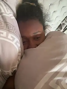 Ebonnyxx online show from June 29, 2026, 11:43 am