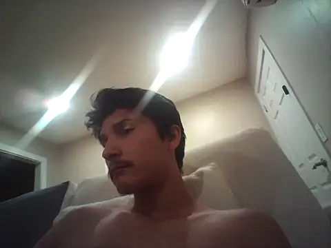 Snapshot of Nicks10in chatting on August 5, 2026, 4:50 am Nicks10in online show from August 5, 2026, 4:50 am