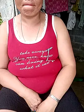 Snapshot of NyloveSquirt chatting on June 26, 2026, 6:52 am NyloveSquirt online show from June 26, 2026, 6:52 am
