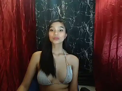 BlackBarbie4u online show from December 20, 2024, 9:43 am