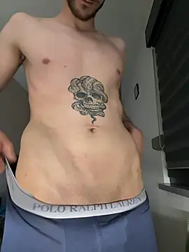 skinnytwink2008 online show from June 24, 2026, 9:45 pm