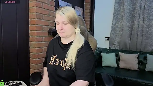Snapshot of Ammy_Soon chatting on June 26, 2026, 1:11 am Ammy Soon online show from June 26, 2026, 1:11 am