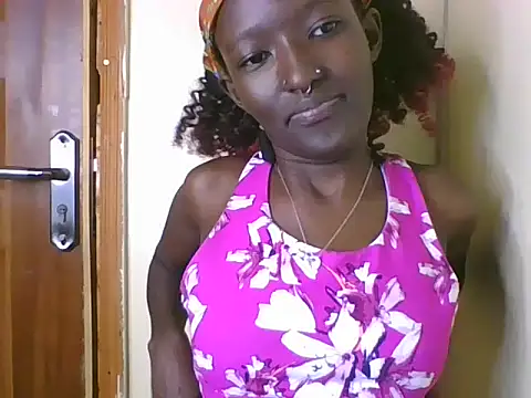 Snapshot of Keilay chatting on August 7, 2026, 12:55 pm Keilay online show from August 7, 2026, 12:55 pm