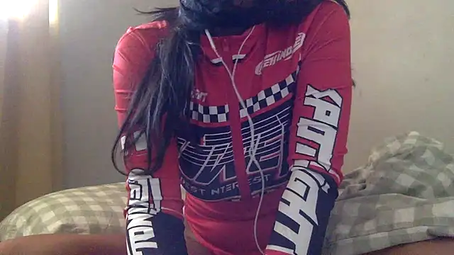 mastoras5 online show from January 18, 2026, 4:43 pm