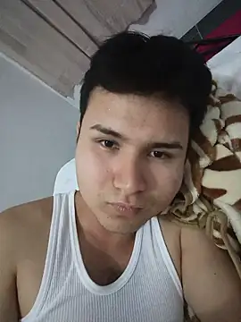daniielle online show from June 25, 2026, 4:54 am