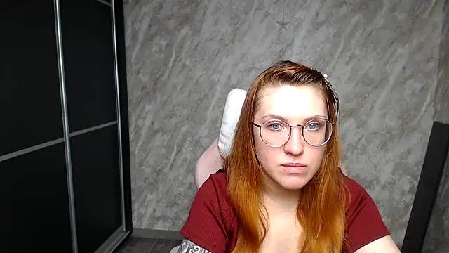 Reginasmilee online show from February 28, 2026, 6:07 pm