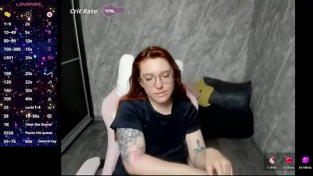 Reginasmilee online show from May 16, 2026, 11:48 pm