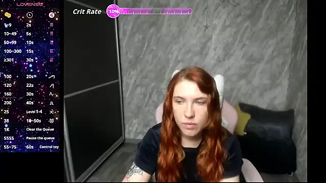 Reginasmilee online show from May 28, 2026, 2:08 am