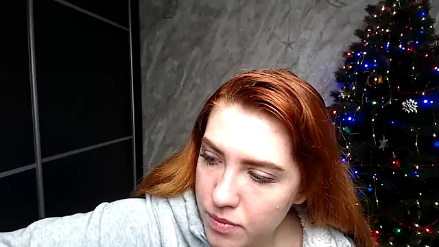 Reginasmilee online show from December 22, 2025, 4:01 am