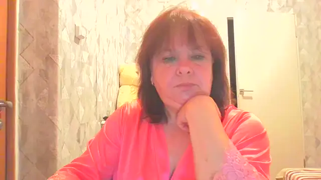 Snapshot of HannahAna39 chatting on August 9, 2026, 6:47 pm HannahAna39 online show from August 9, 2026, 6:47 pm