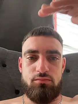 luluxxxbz online show from June 23, 2026, 2:37 pm