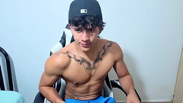 Noah  Dick online show from July 30, 2026, 7:07 am