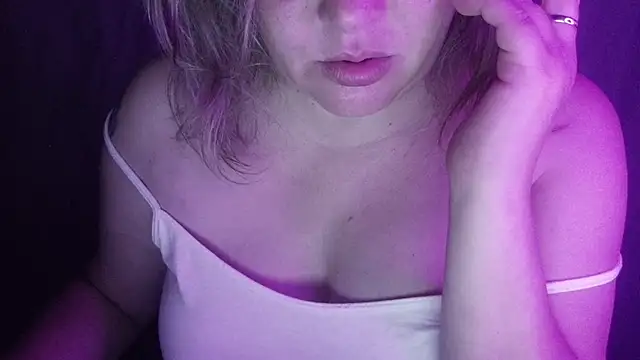 Snapshot of sexynipl chatting on July 28, 2026, 10:20 pm sexynipl online show from July 28, 2026, 10:20 pm