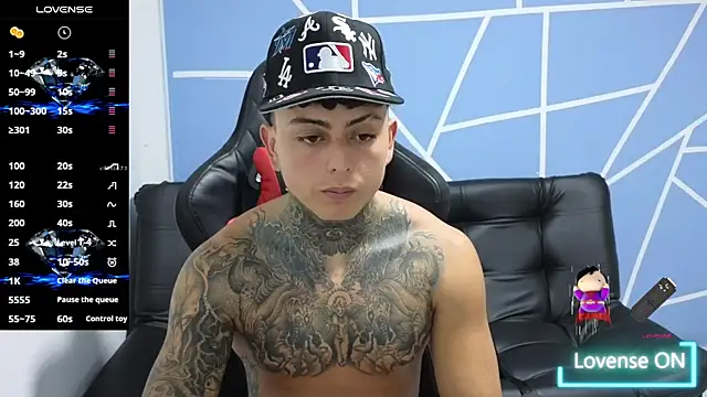 Snapshot of KevinSanchez420 chatting on July 31, 2026, 11:35 pm KevinSanchez420 online show from July 31, 2026, 11:35 pm