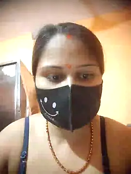 Snapshot of Hot_suman5 chatting on June 25, 2026, 4:21 am Hot suman5 online show from June 25, 2026, 4:21 am