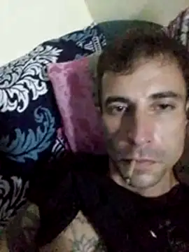 Snapshot of roludoogato chatting on June 30, 2026, 7:19 am roludoogato online show from June 30, 2026, 7:19 am