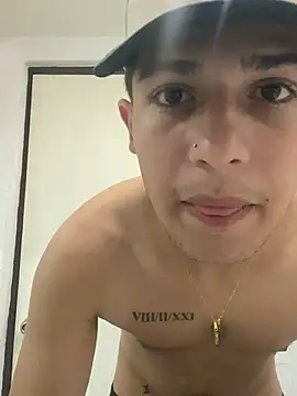 latinboy 21A online show from June 26, 2026, 5:19 pm