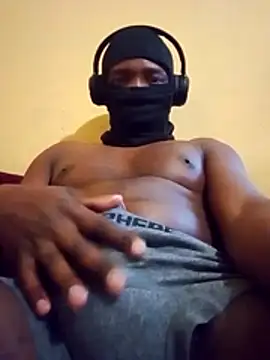 MrCum305 online show from August 3, 2026, 7:27 am