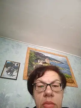 Olena72531 online show from June 27, 2026, 6:30 am