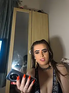 cherrybabyxxxx online show from June 26, 2026, 2:28 am