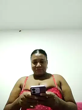 Snapshot of sheylalovee chatting on July 3, 2026, 7:59 am sheylalovee online show from July 3, 2026, 7:59 am