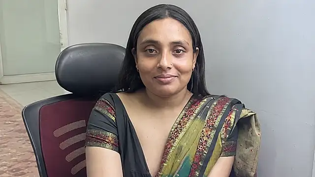 SAmirahha Banu online show from June 26, 2026, 6:36 pm