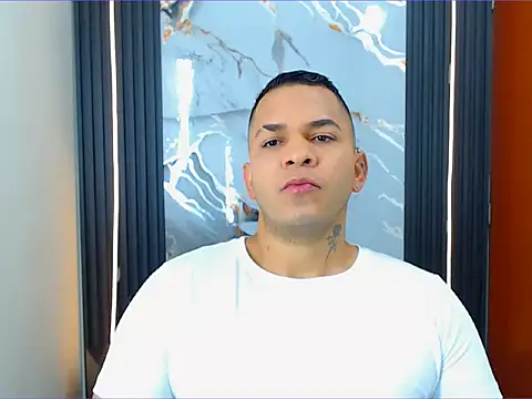 cristhian gamboa online show from July 10, 2026, 10:54 pm