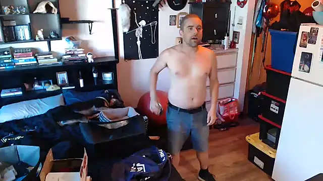 Daddy Werewolf online show from July 12, 2026, 11:38 pm