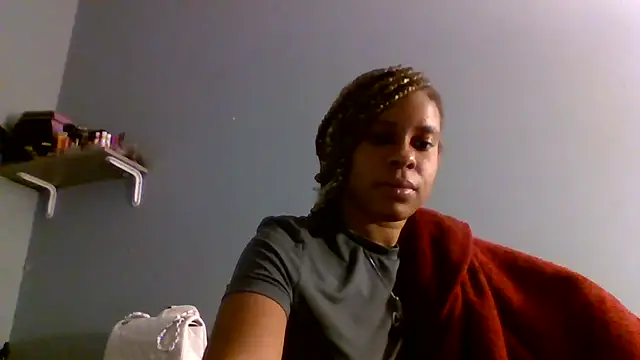 veraredd online show from July 1, 2026, 7:47 pm